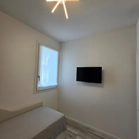 Home23jesolo! Beach, Parking And Bikes Included 아파트 *