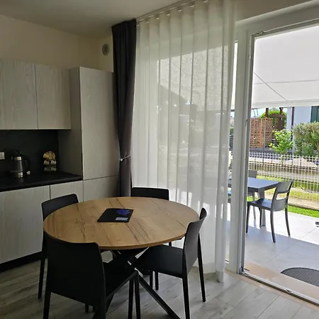 Home23jesolo! Beach, Parking And Bikes Included *